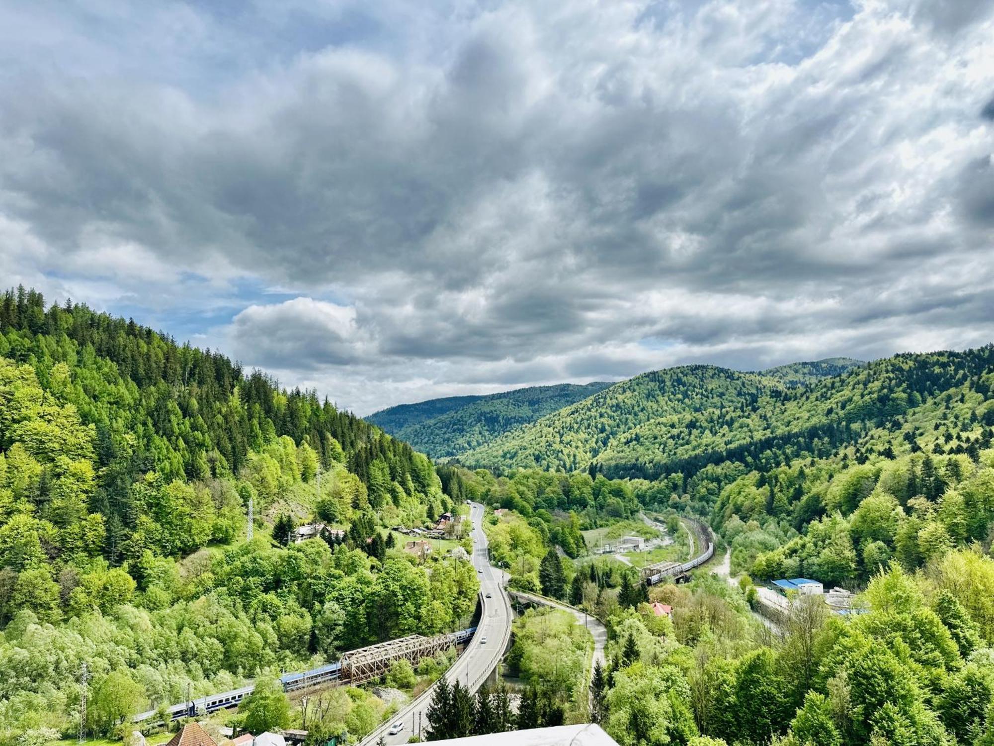Appartamento Sky Is The Limit Sinaia Esterno foto